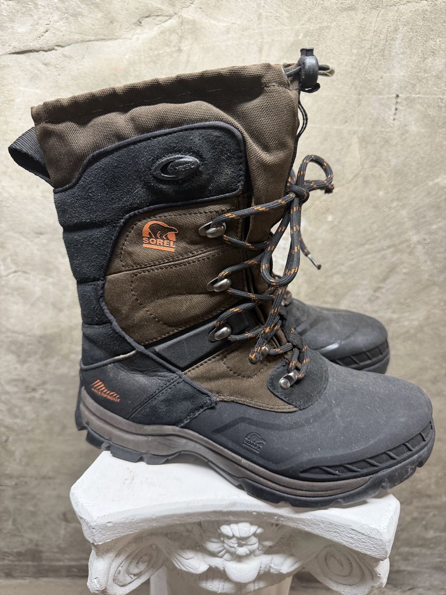 Sorel waterproof boots size 9