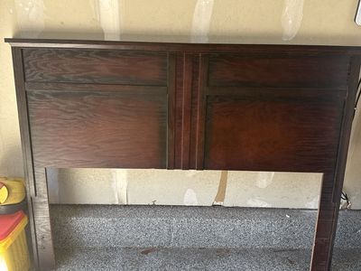 Dark Wood Grain Queen Headboard with Metal Bed Frame Rails