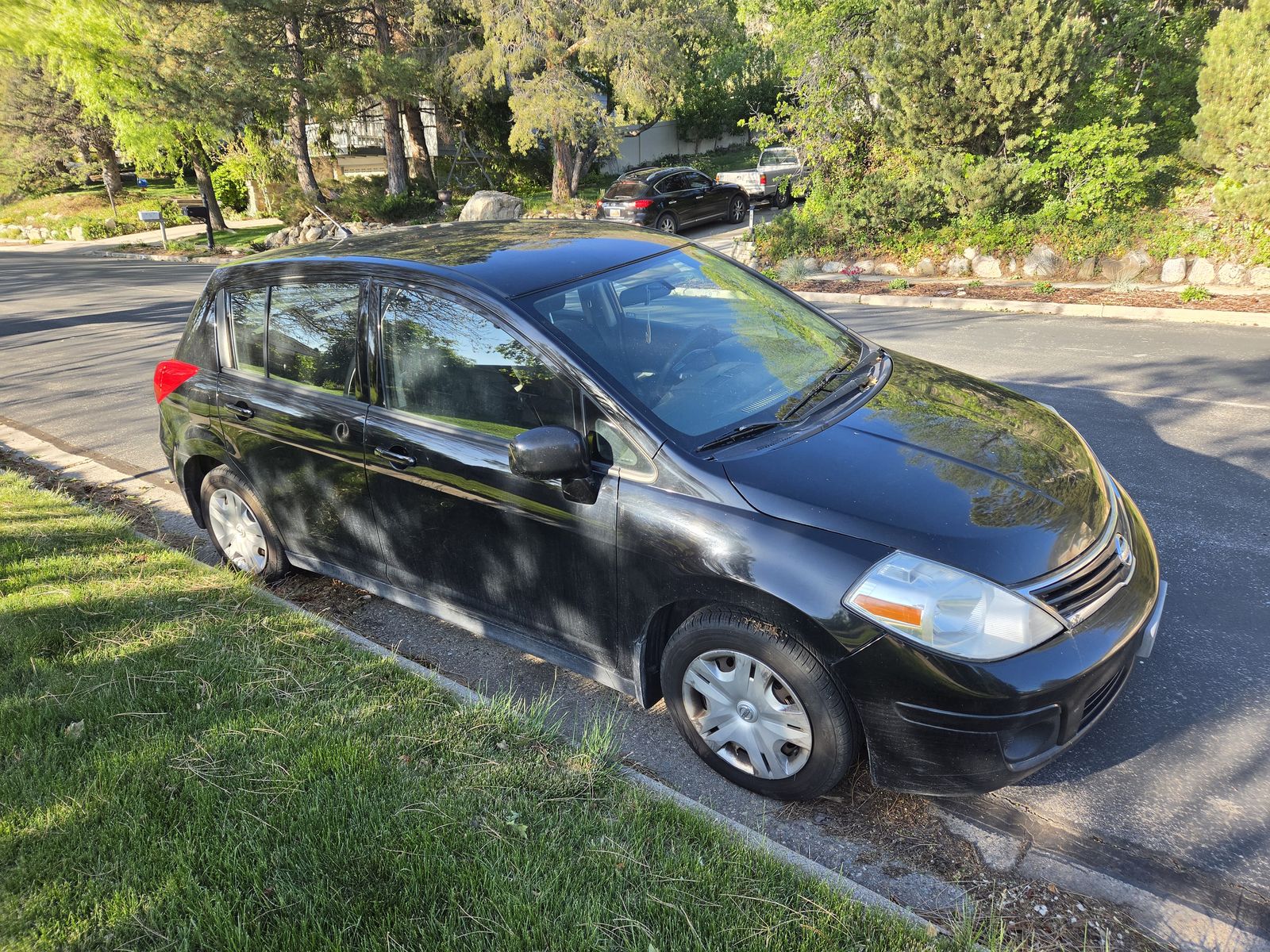 2010 Nissan Versa 1.8 S