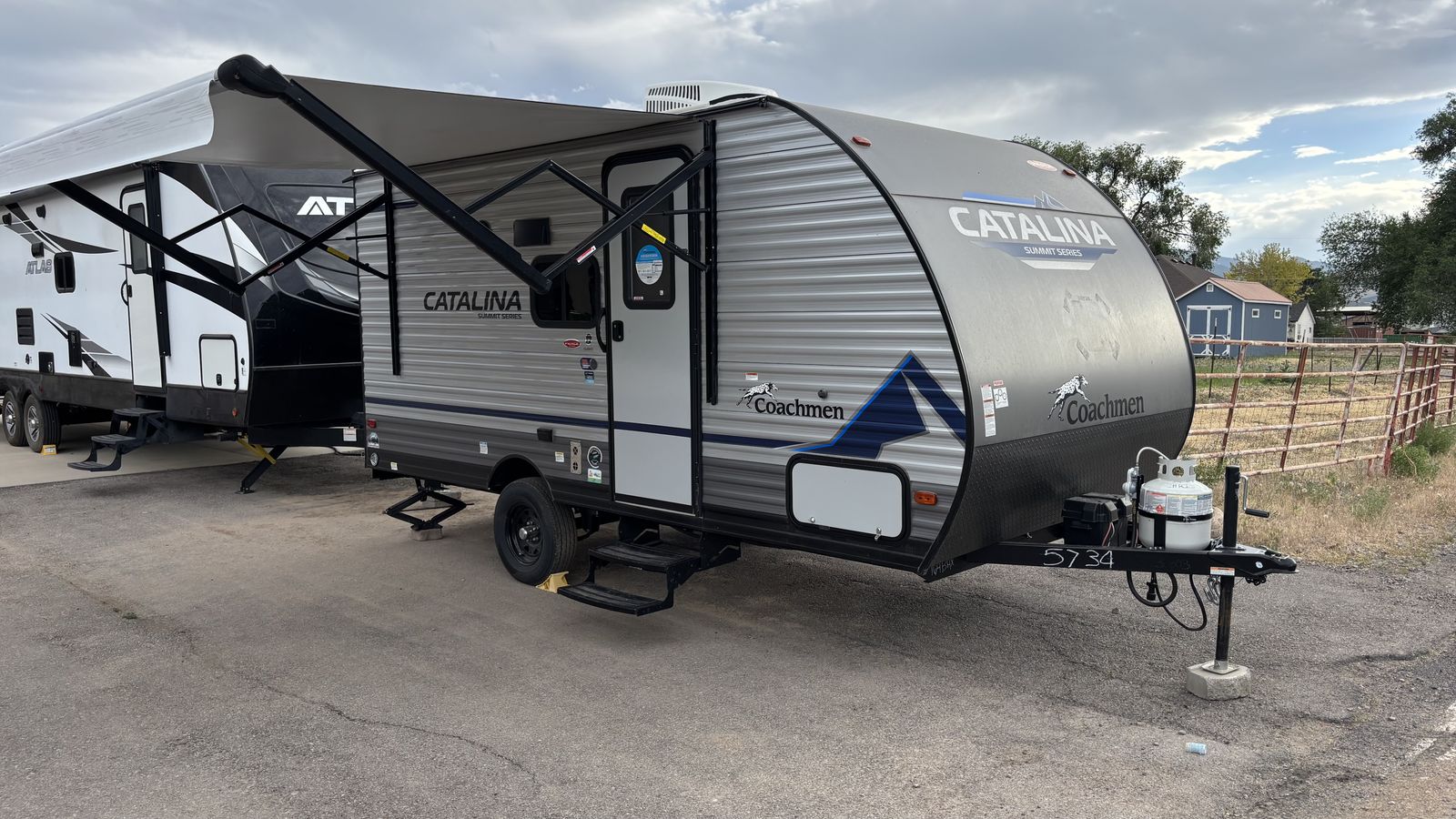 2023 Coachman Catalina 164BHX (Like New)