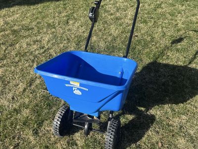 IFA Broadcast Spreader Fertilizer Seed Salt Blue