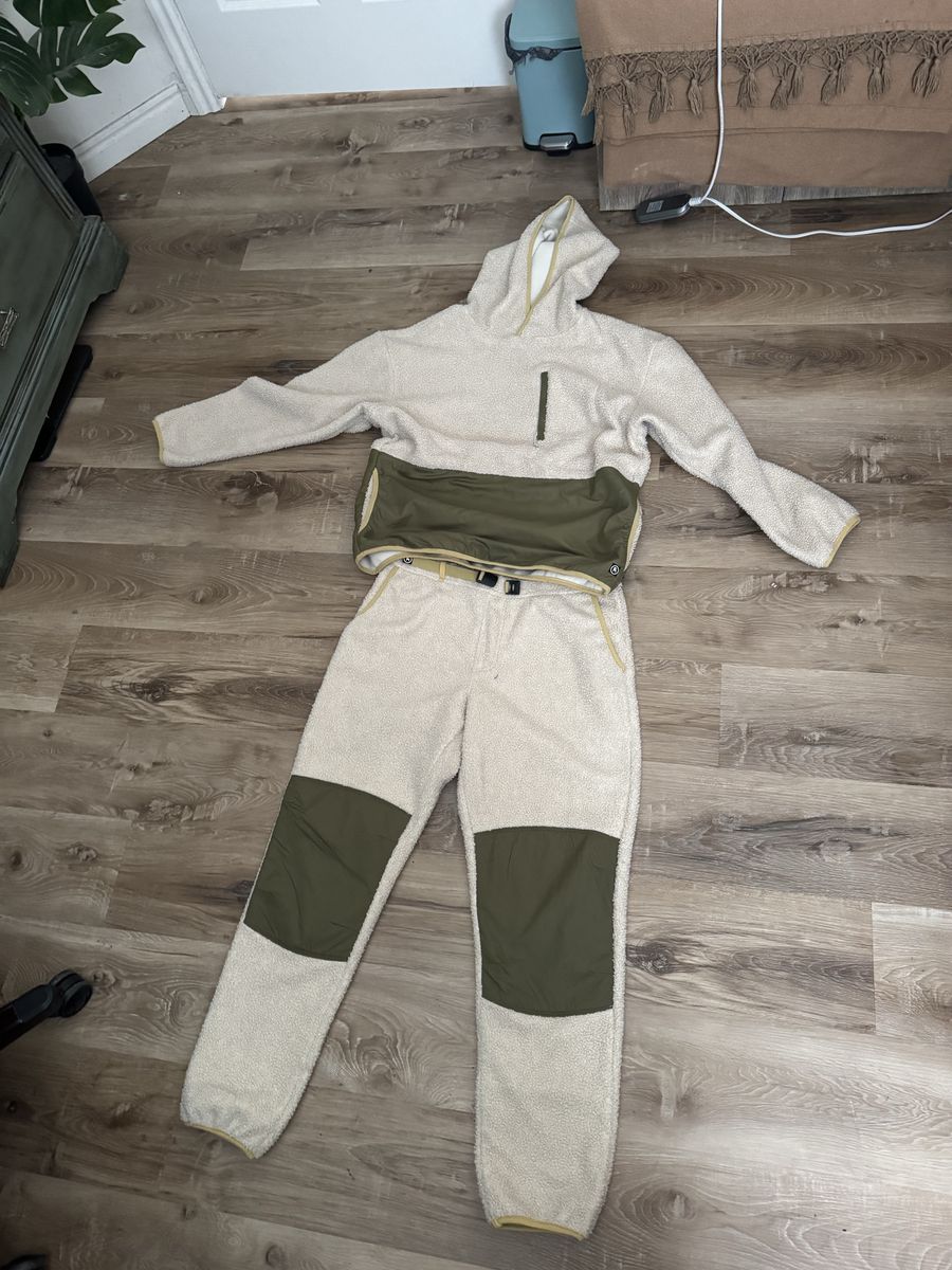 Backcountry Fleece 2-Piece Sets - Pants M, Tops L