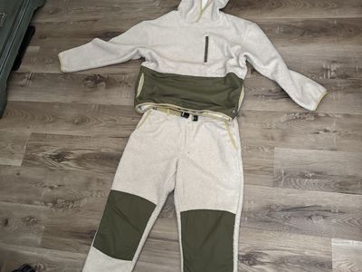Backcountry Fleece 2-Piece Sets - Pants M, Tops L