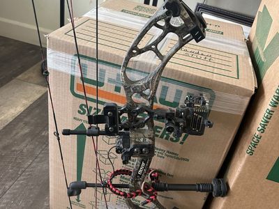 Bear Compound Bow RH