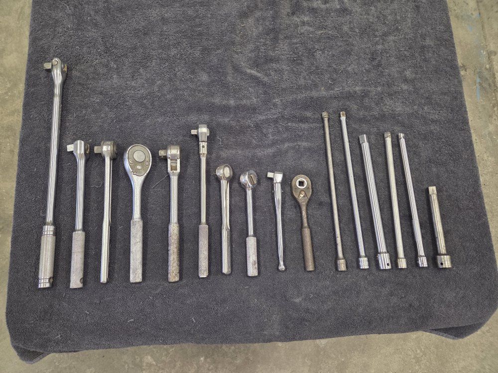 Assorted Socket Ratchets, Breaker Bars, and Extension Bars Lot: 1/4, 3/8, 1/2