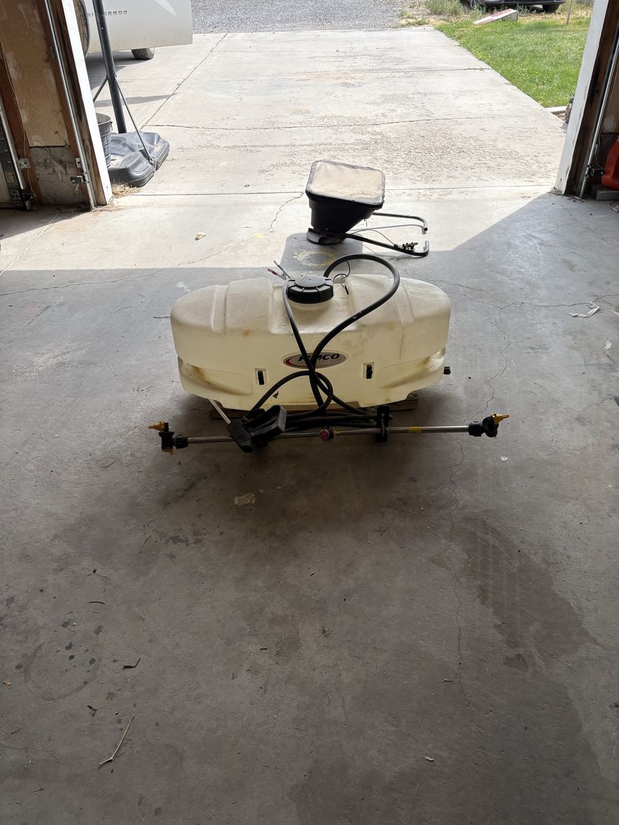 Weed sprayer