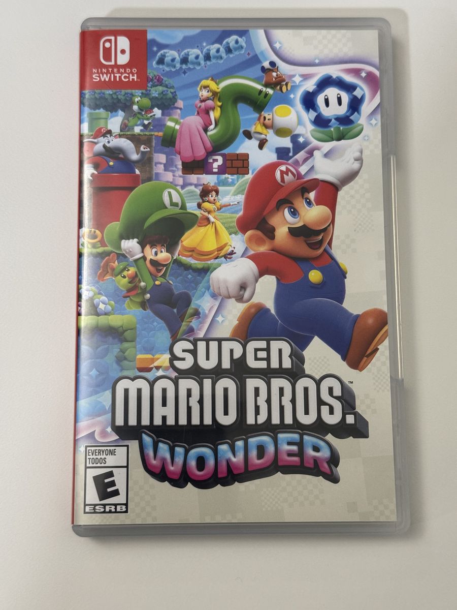Nintendo Switch Game / Super Mario Wonder