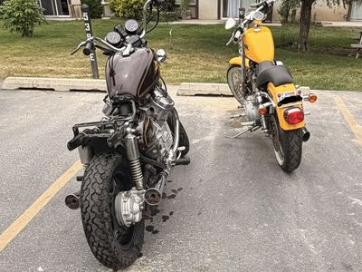 Harley sportster 883