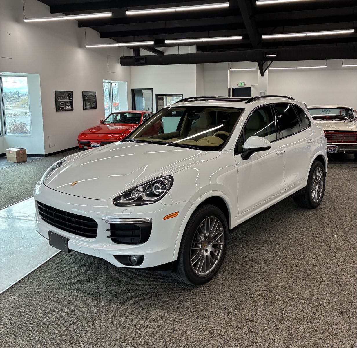 2017 PORSCHE CAYENNE Coupe Platinum Edition