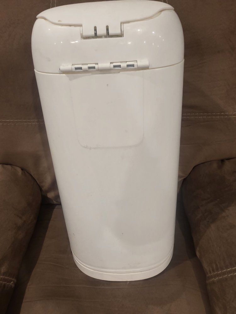 Main image 4