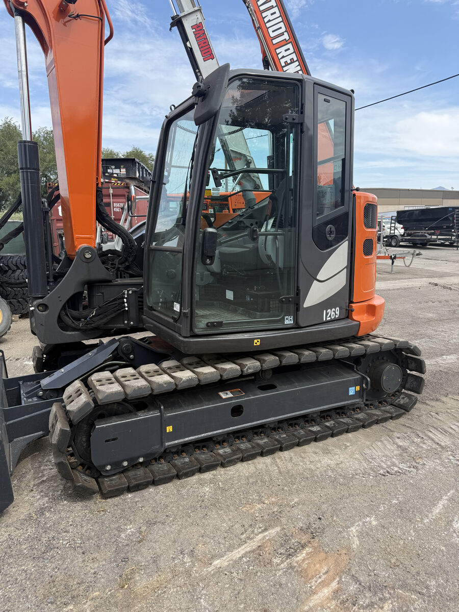 Mini Excavator for Rent. Hitachi 85, Cat 308, Kubota KX80. Thumb and blade