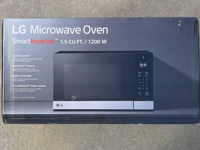 *NEW* LG NeoChef Countertop 1.5 cu ft Stainless Microwave