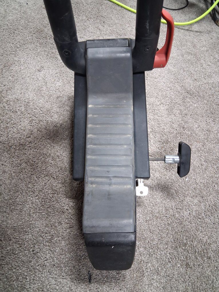 Main image 6