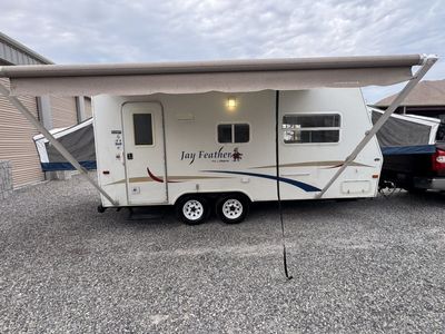 Mint Jayco Jayflight 19H Ultralite Sleeps 8+