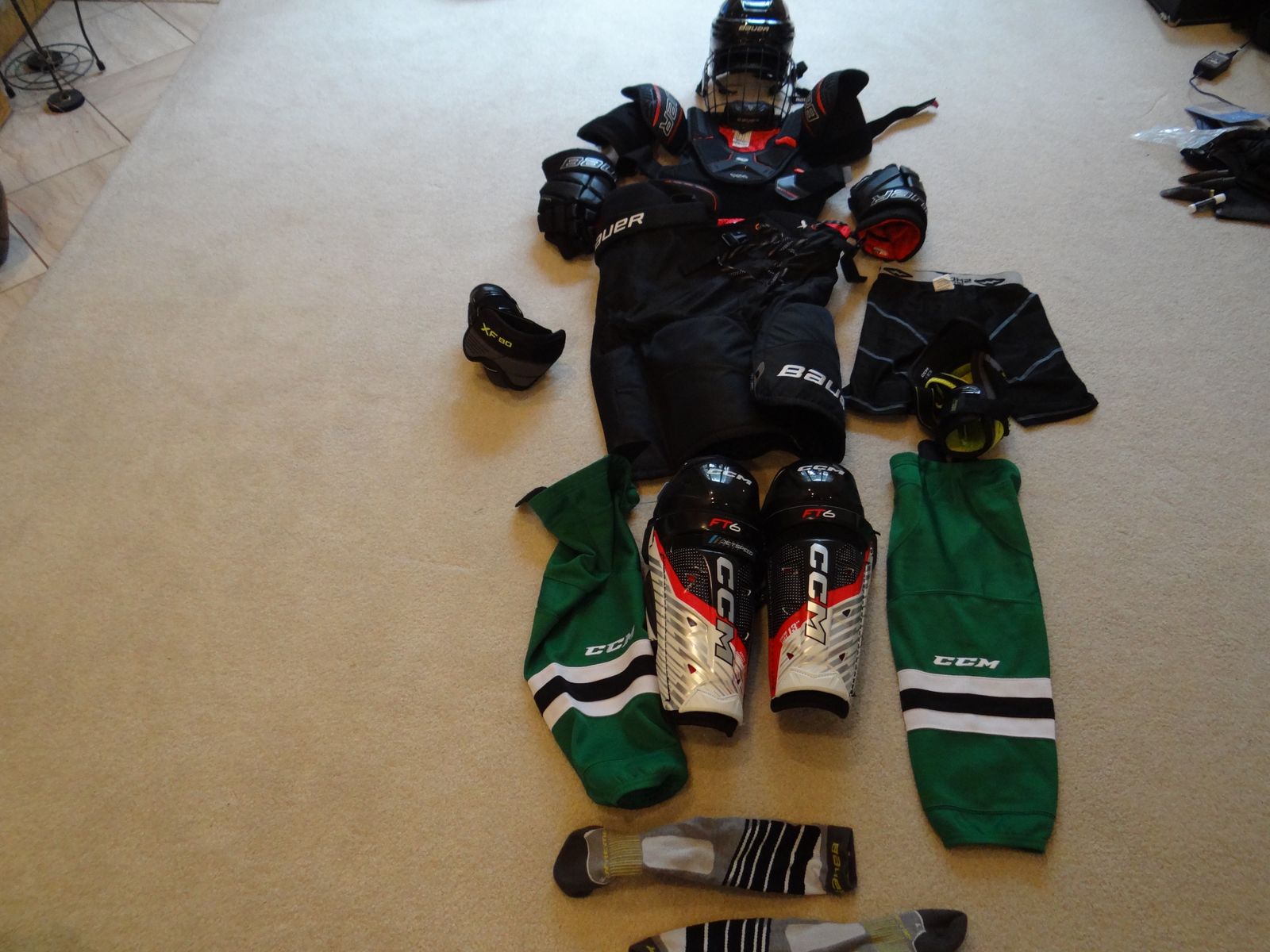 Womans Junior Hockey Equipment...Brand New...Never USED