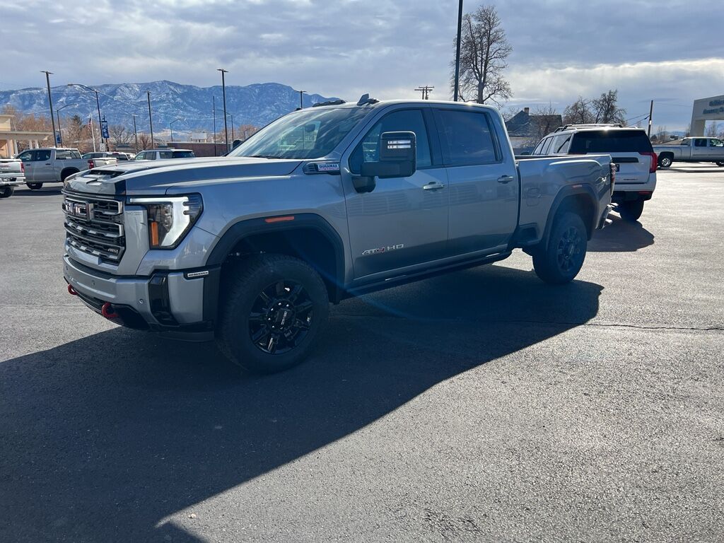 2025 GMC 2500 AT4