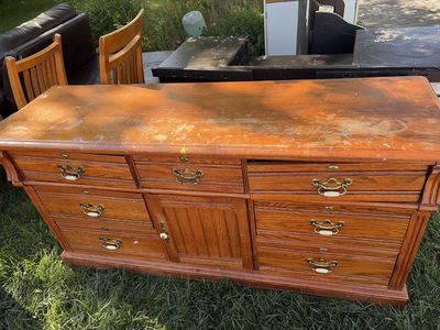 Oak Wood Dresser / Buffet - 9 Drawers & Center Cabinet - Distressed Farmhouse Style