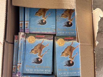 Esperanza Rising by Pam Muñoz Ryan (Bulk Lot of 30 Used Scholastic Books)