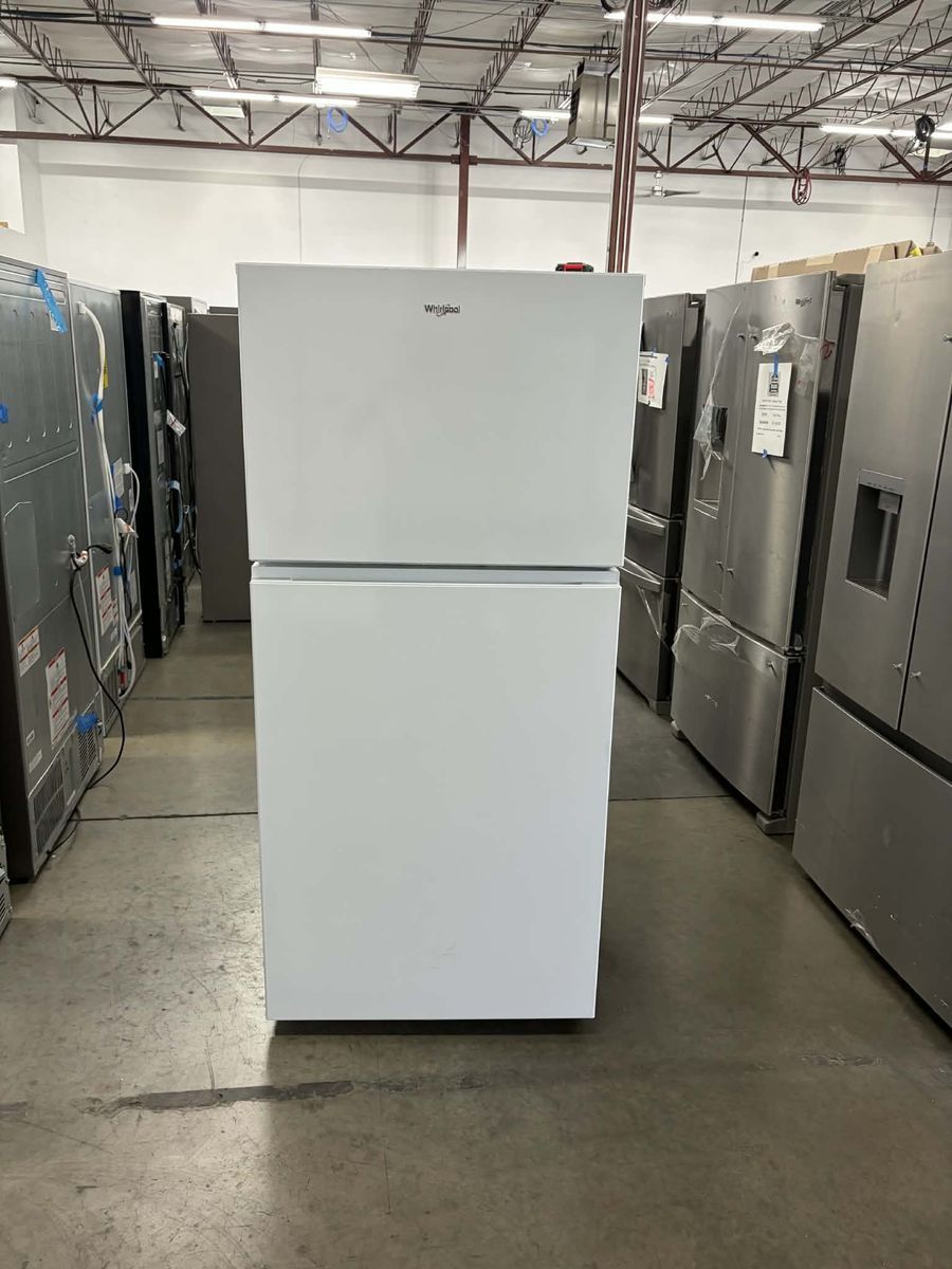 NEW WHIRLPOOL WHITE 30 INCH TOP FREEZER FRIDGE