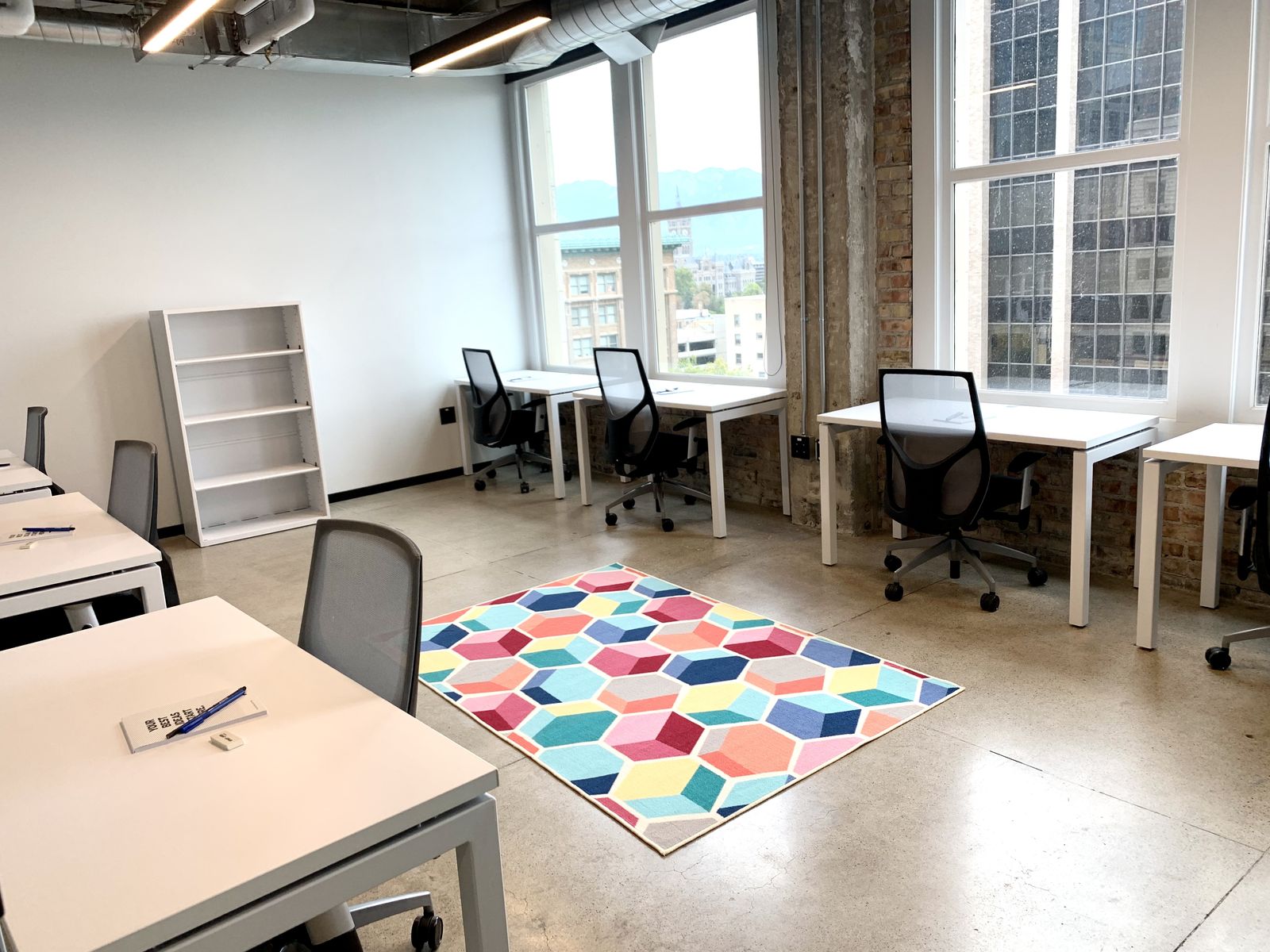 Work. Connect. Grow. - All-Inclusive Coworking