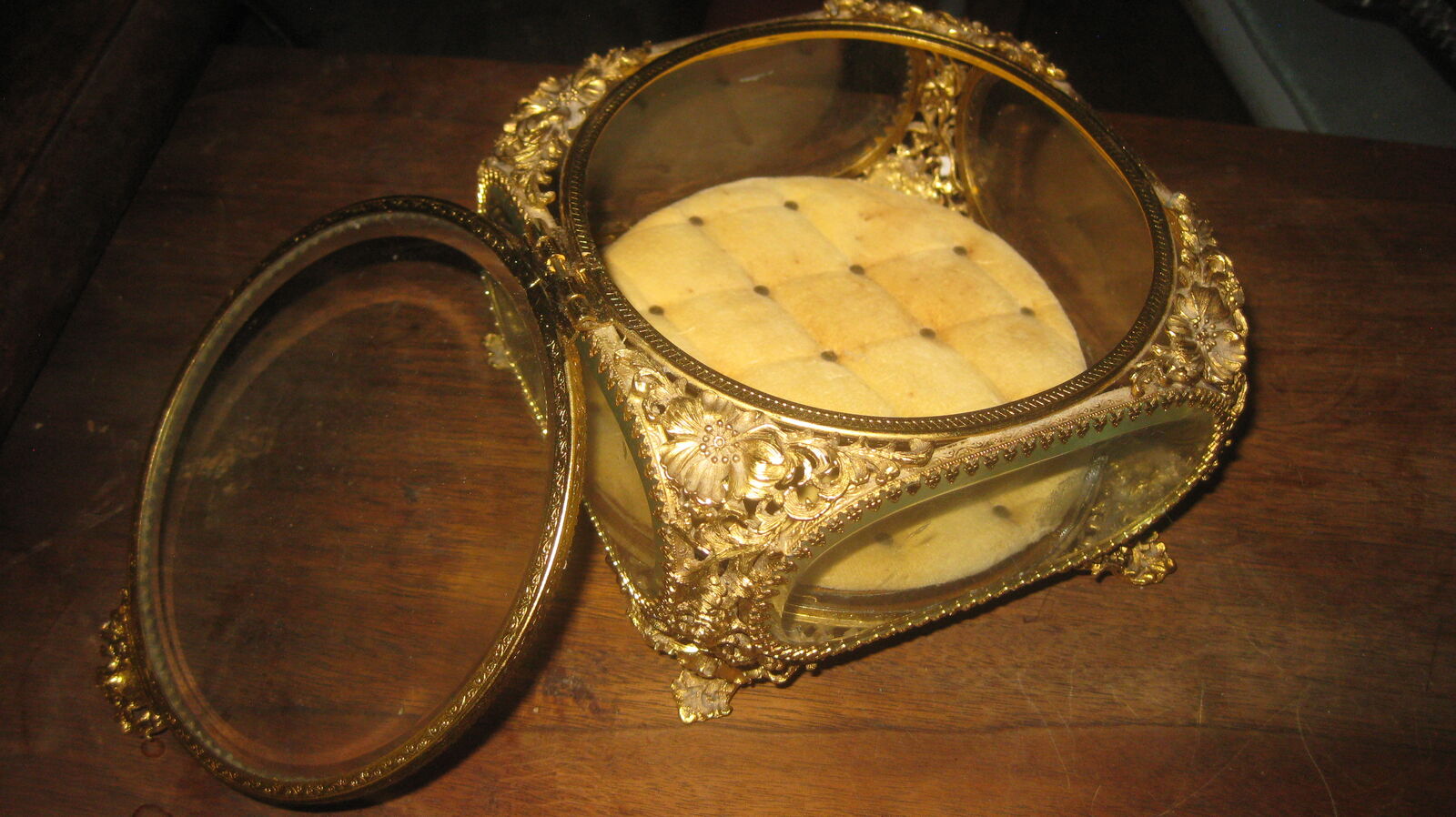 Gold tone fancy jewelry box by Matson