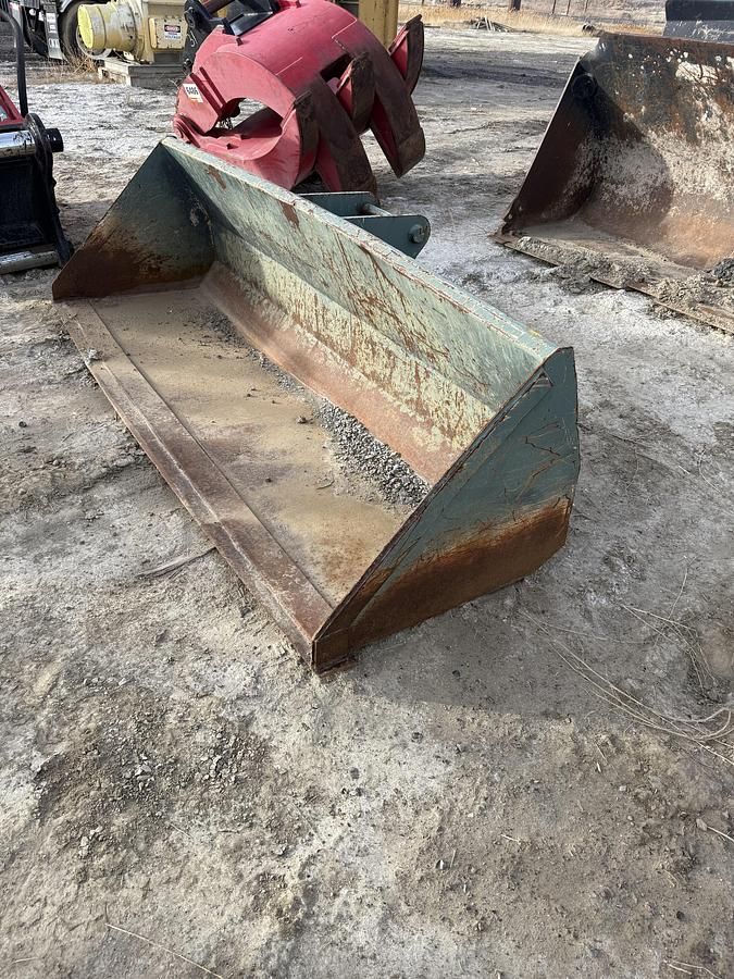 2008 GEHL Telehandler 8FT Bucket Stock #2601021