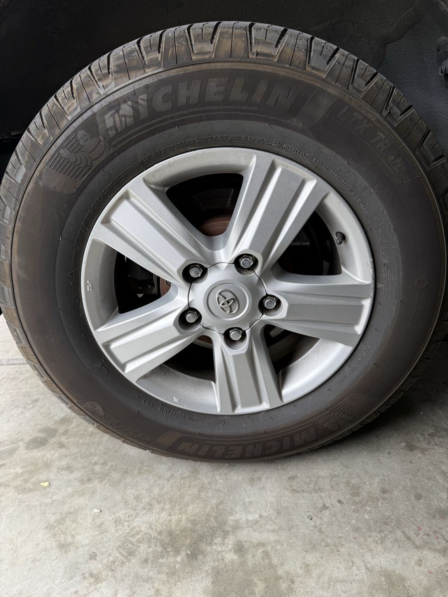 Toyota 18 inch wheels and new tires