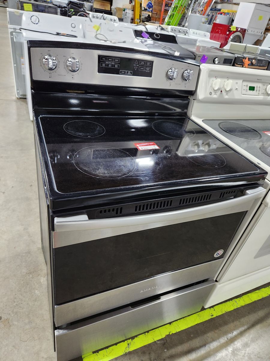 Amana 30" Stainless Steel Electric Range with Glass Top & Self-Cleaning Oven