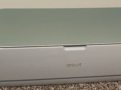 Cricut Maker® 3 + Essentials Bundle + Extra Tools $550
