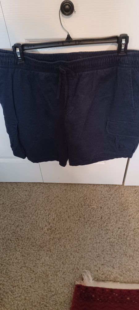 Mens summer short/Free t.