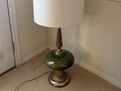 Vintage 1950s Rembrandt “Masterpieces” Green Ceramic & Brass Table Lamp $800 cash/venmo in Provo