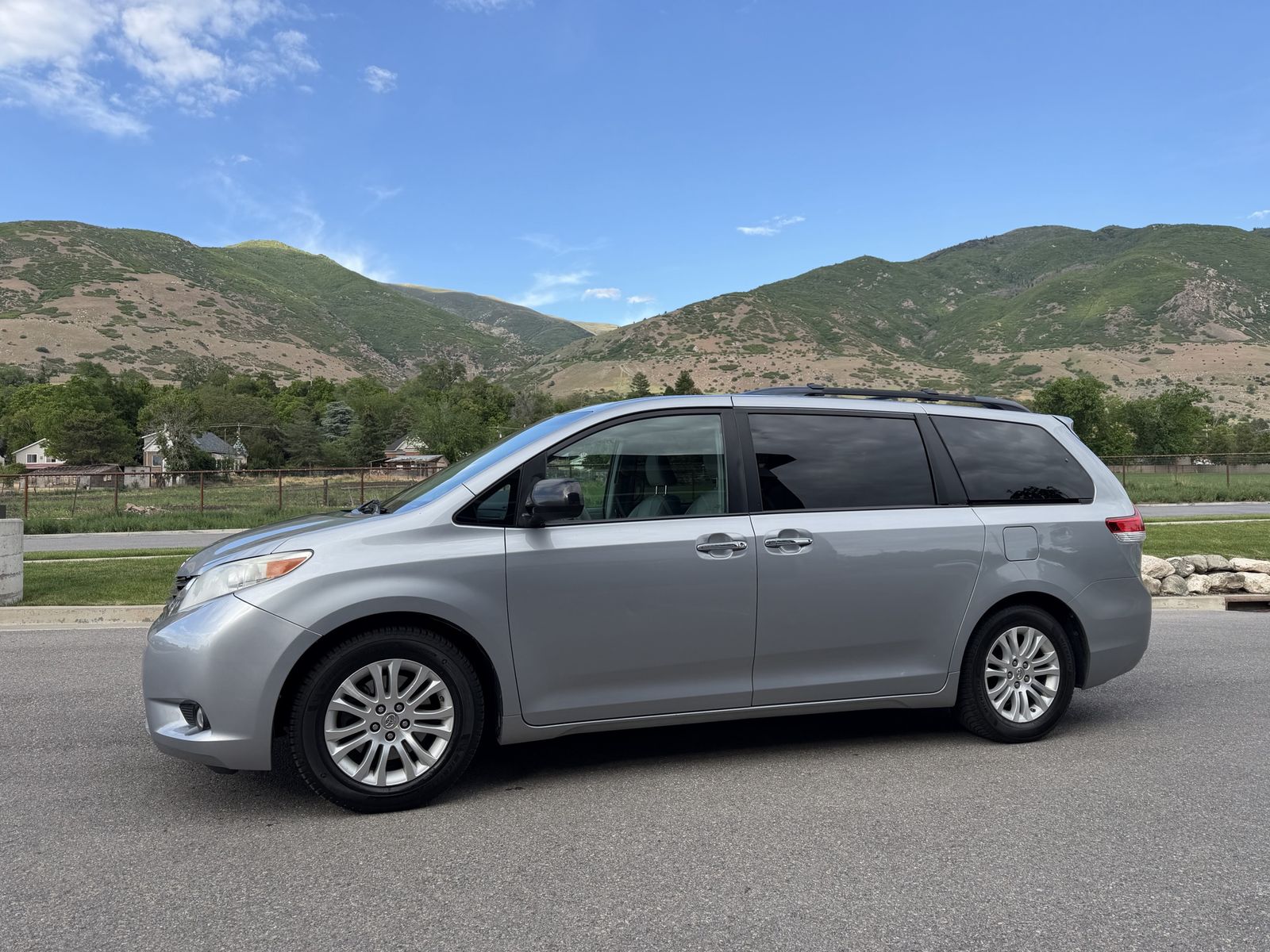 2013 Toyota Sienna XLE