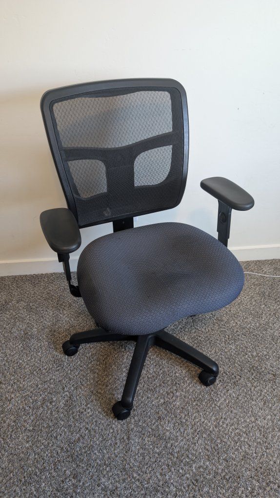 Office Chair - Blue w/ dot design