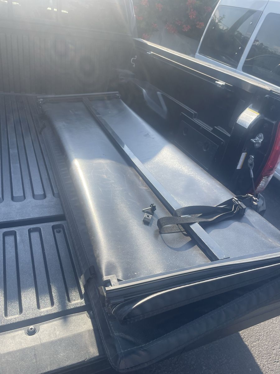 OEDRO Folding Soft Tonneau Cover for Truck Bed