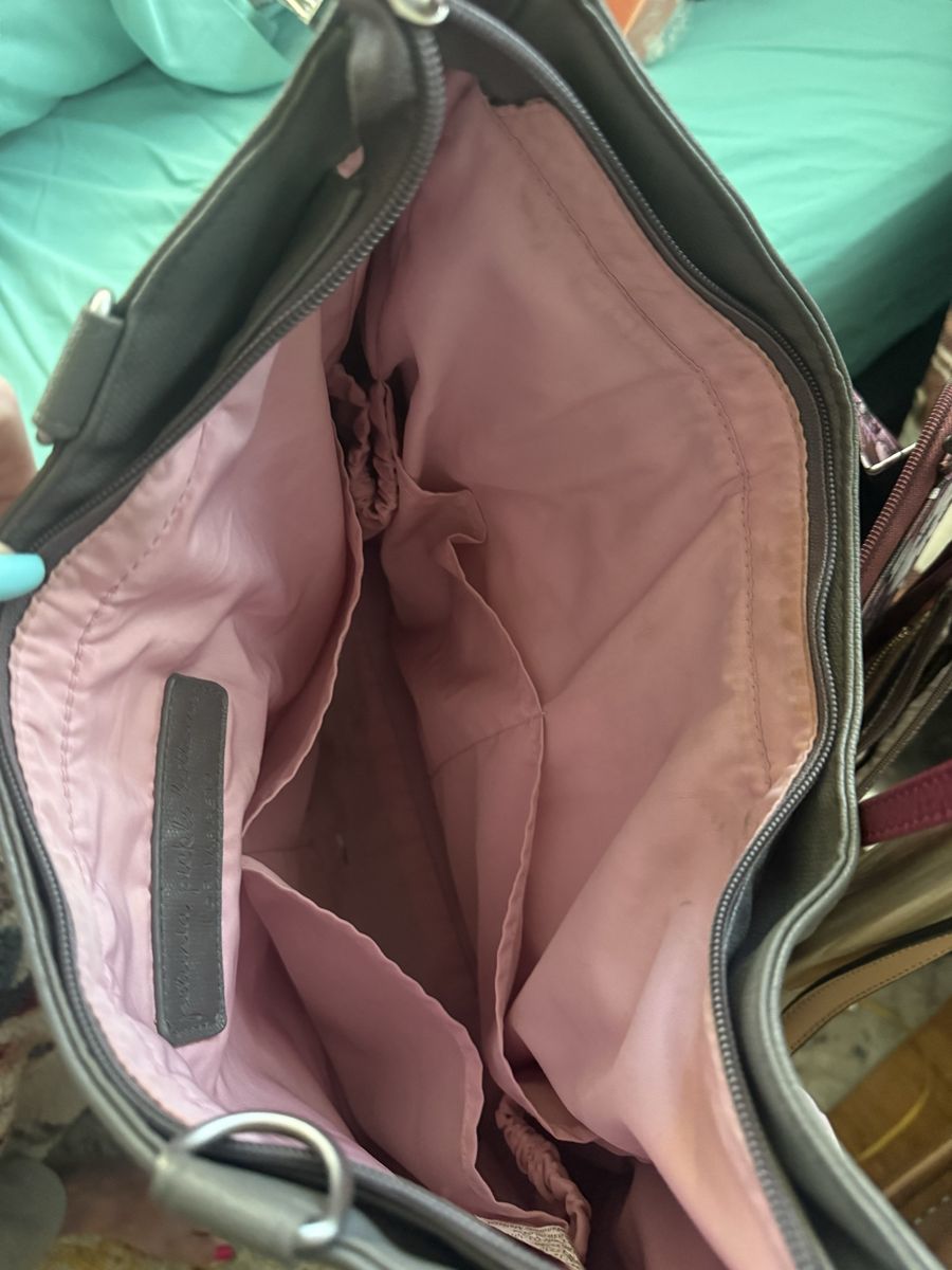 Main image 3