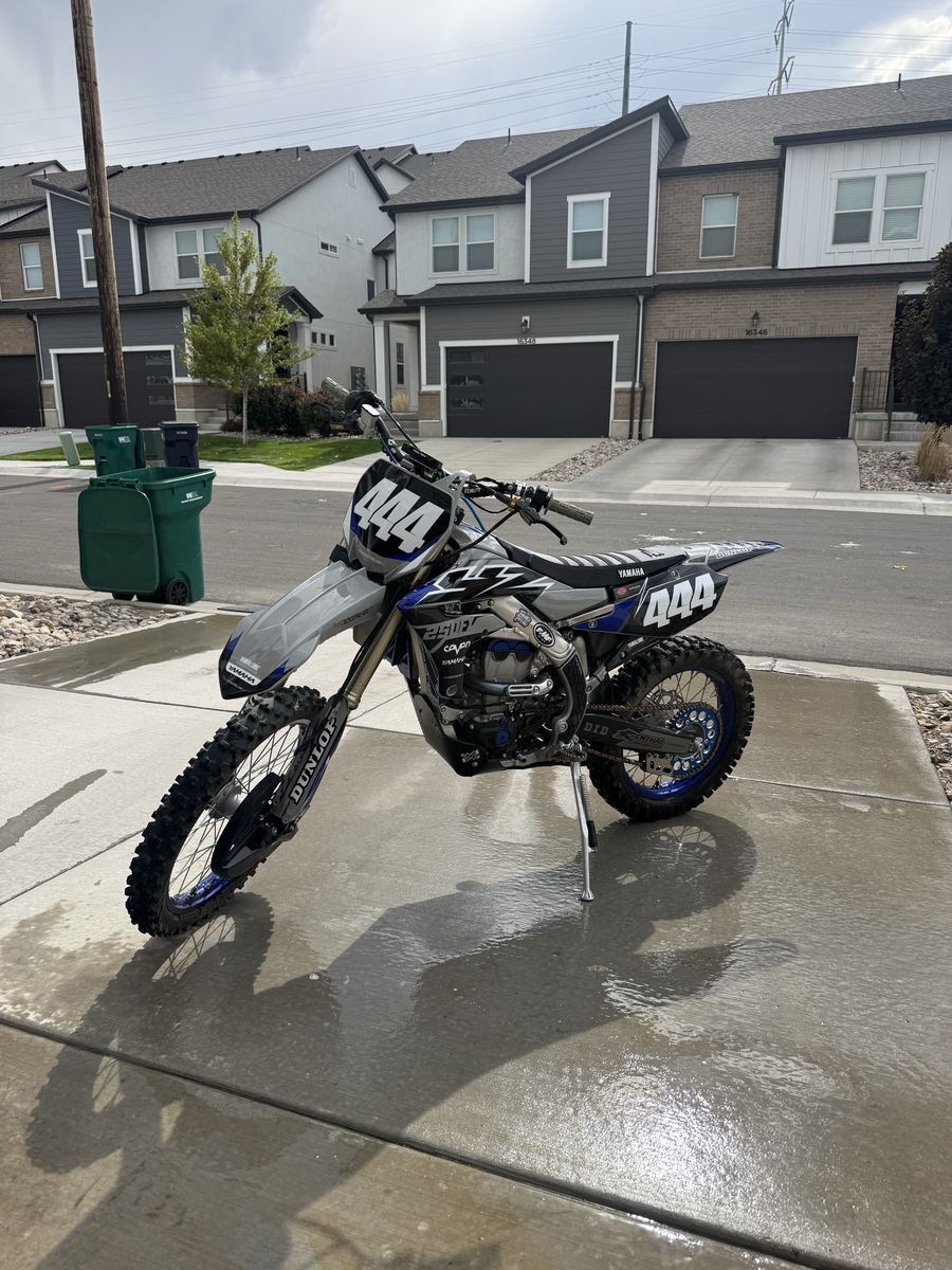 Yamaha YZ250FX Dirt Bike