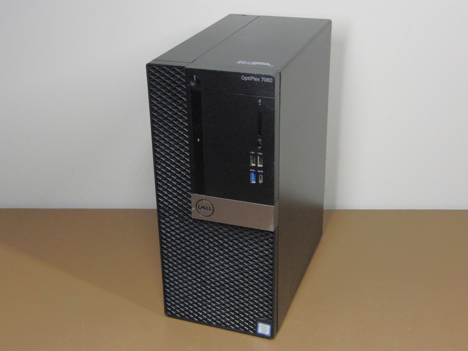 Dell Optiplex 7060 Tower i7 8700 256GB SSD / 1TB 16GB