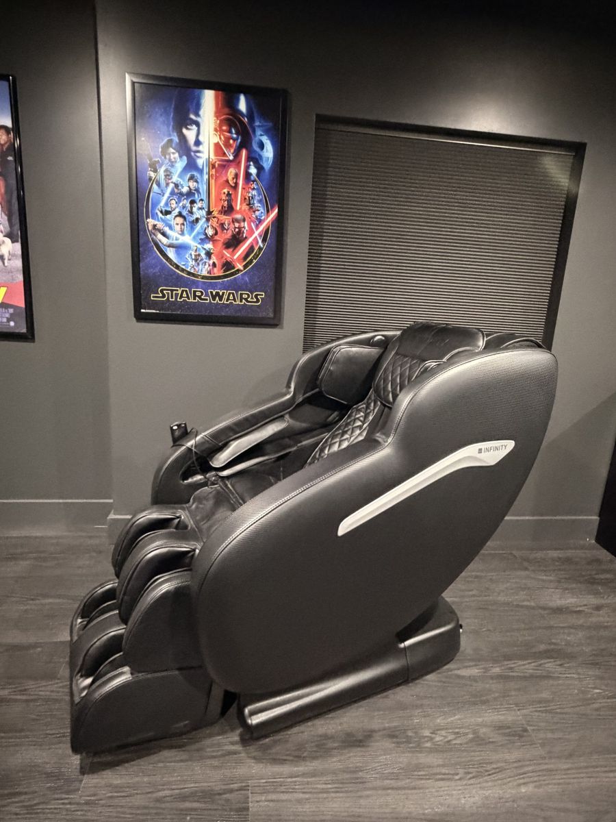 Zero Gravity massage chair