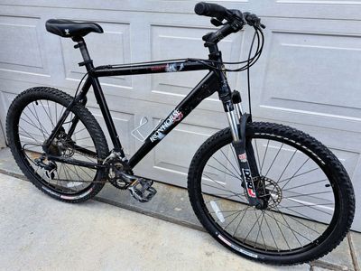 26” Ironhorse Quantum 2 Mountain Bike