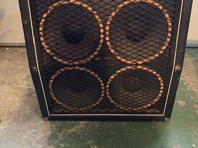 Vintage Carvin 4-12 angled cab w/cover