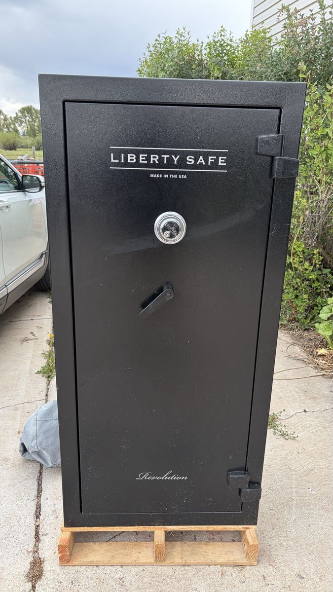 Liberty Safe - Revolution - 18 Gun Safe
