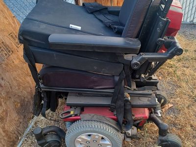 electric wheelchair Q edge ?