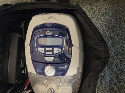 ResMed S8 Elite II CPAP Machine with HumidAire 3i Heated Humidifier and Travel Bag