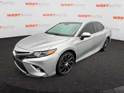 2019 Toyota Camry SE