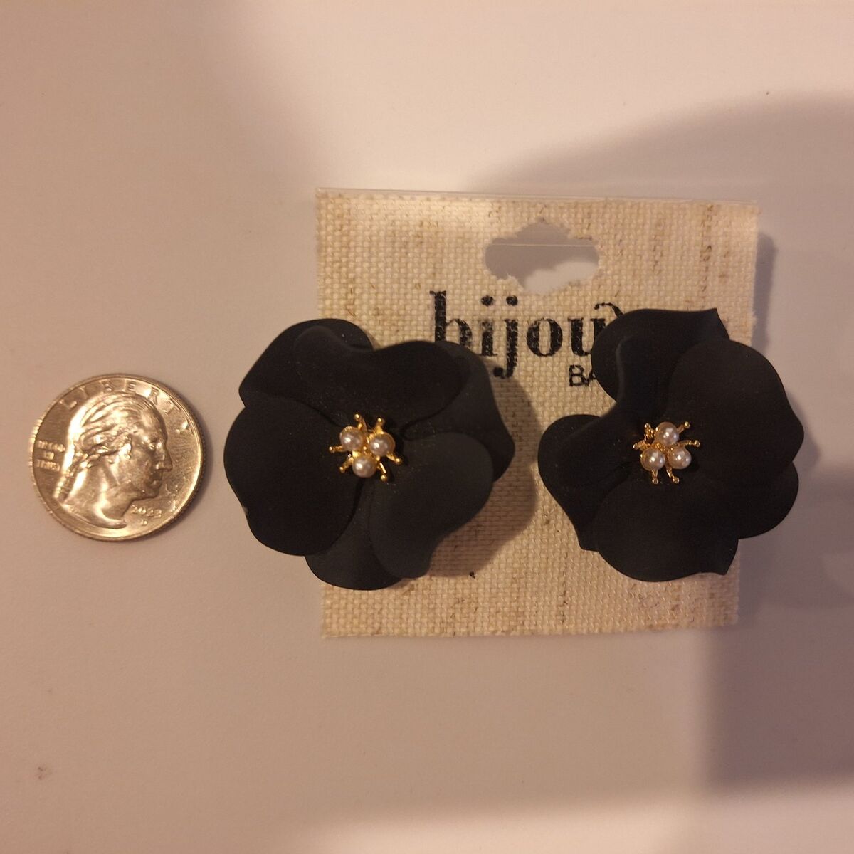 New Bijoux Bar Black + Gold Flower Earrings w/