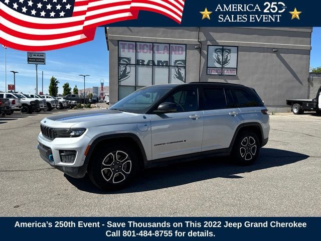 2022 Jeep Grand Cherokee Trailhawk 4xe