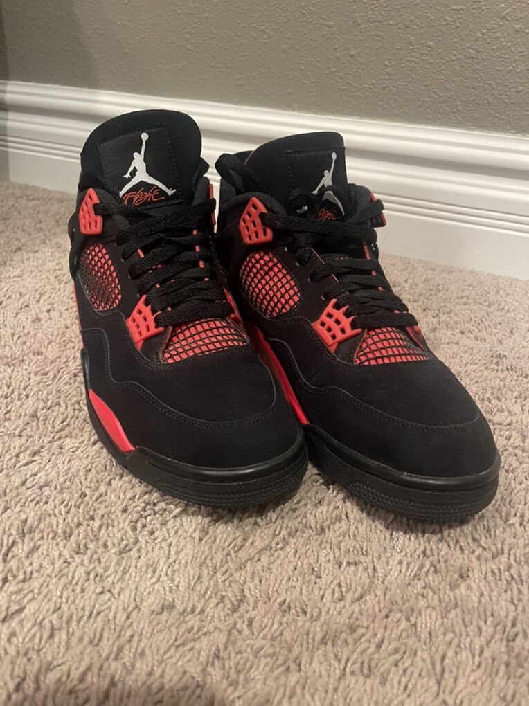 Prestine Used Air Jordan 4 'Red Thunder' M11.5- No