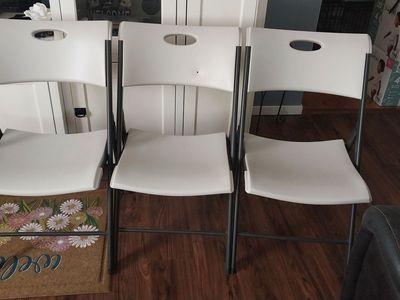 3 chairs LIFETIME