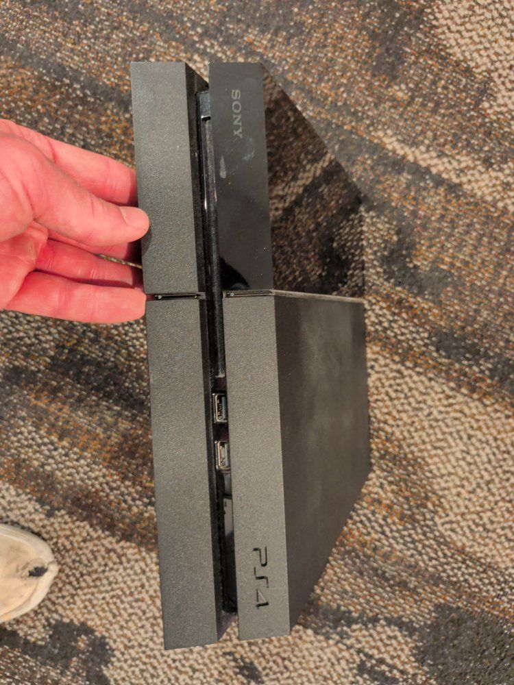 Sony PlayStation 4 (PS4) Console with 2 Controllers - Black, Used Gaming System
