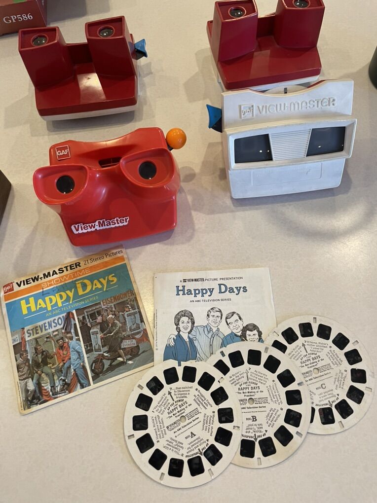 Vintage View-master 3D Picture Viewers Lot of 4